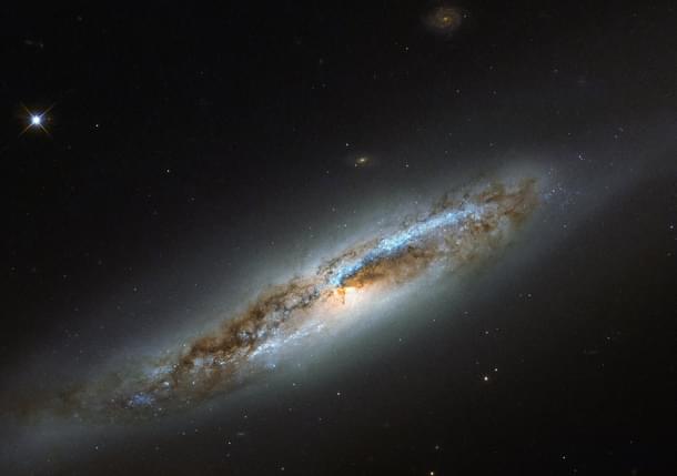 Image credits: ESA/Hubble & NASA.